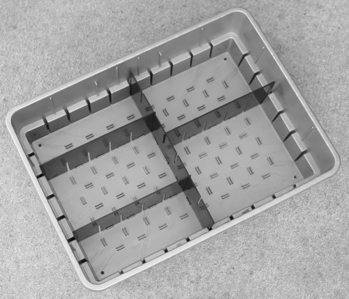 Empty tray showing dividers